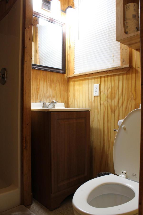 Berry Creek Cabins Hotel Isabel Ngoại thất bức ảnh